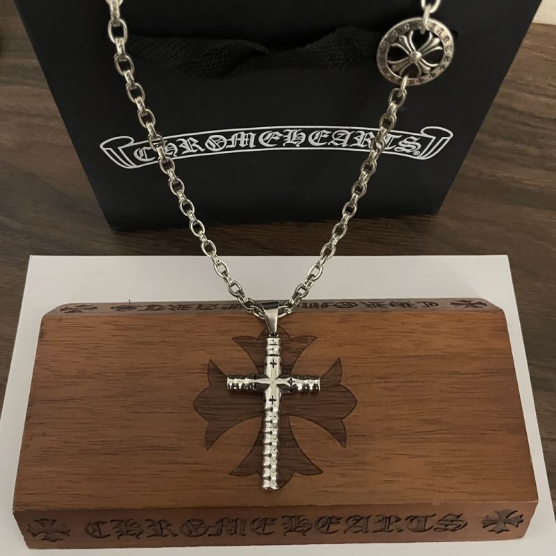 Ch**me He**ts necklaces